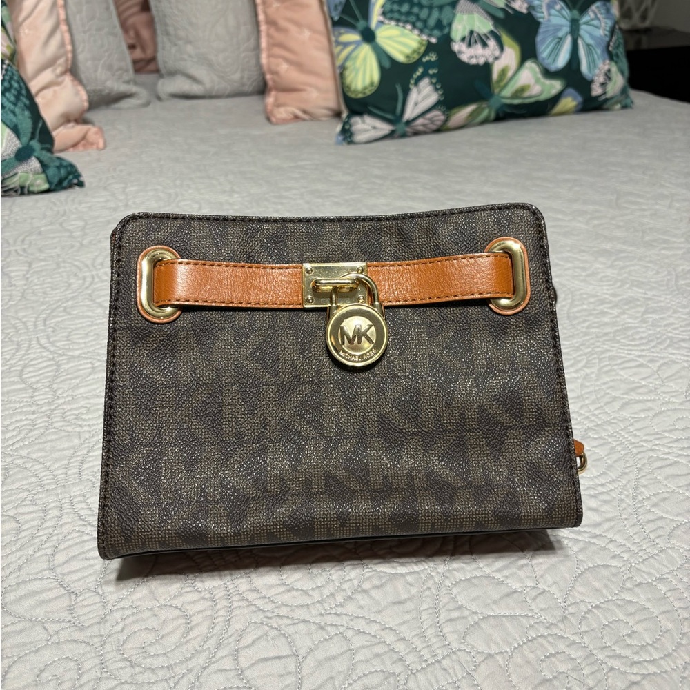 Michael Kors small crossbody bag